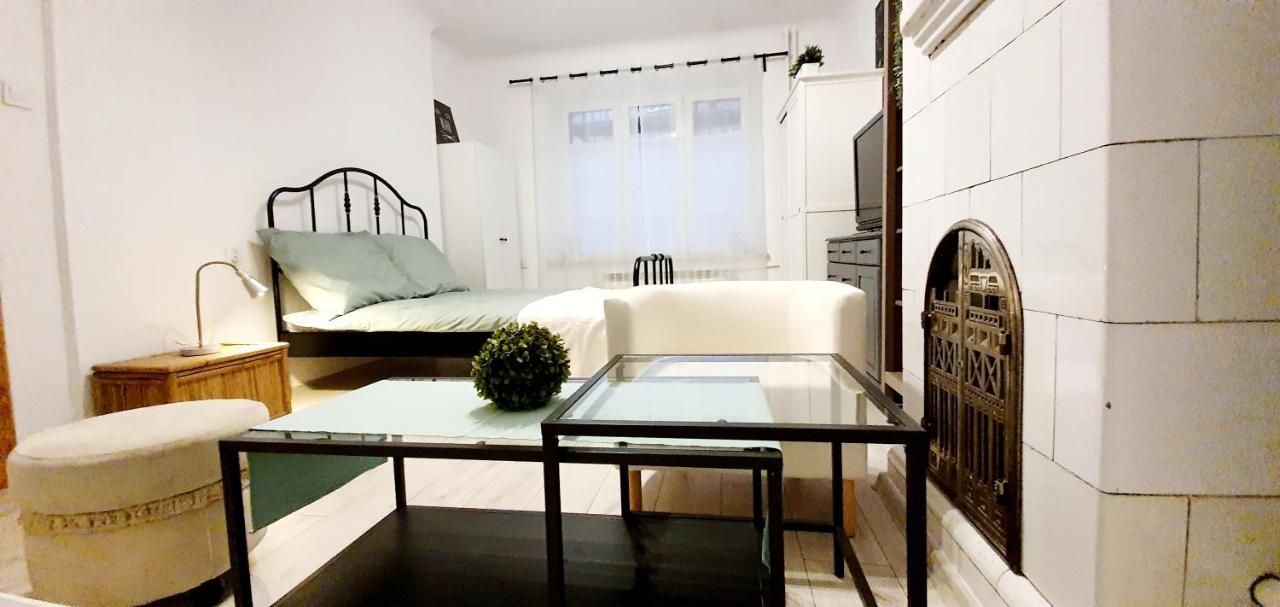 Separated Kitchen, Fast Internet Aleja 3 Maja 2M80 Warsaw Luaran gambar