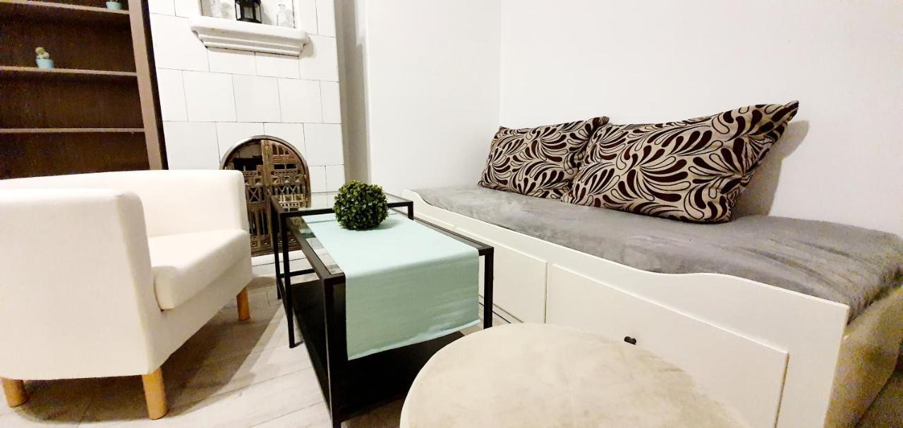 Separated Kitchen, Fast Internet Aleja 3 Maja 2M80 Warsaw Luaran gambar
